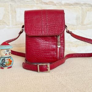 Handcrafted burgundy python-print leather shoulder bag – Hana GCC